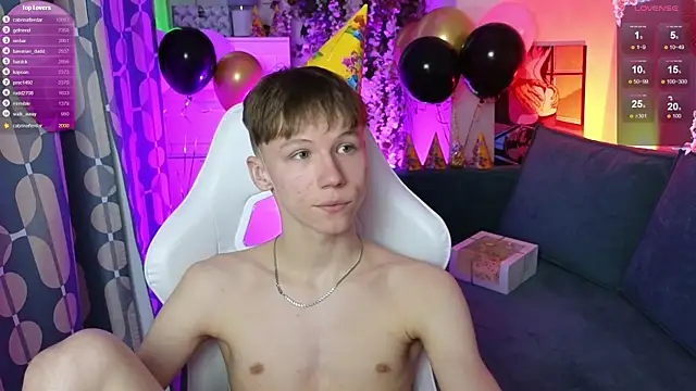 cuMte boy online show from March 26, 2026, 1:15 am