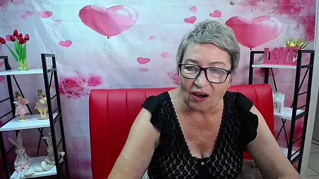 OlgaLuck online show from July 13, 2026, 5:18 am