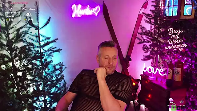 Snapshot of Hunter_Fl chatting on February 27, 2026, 5:02 pm Hunter Fl online show from February 27, 2026, 5:02 pm