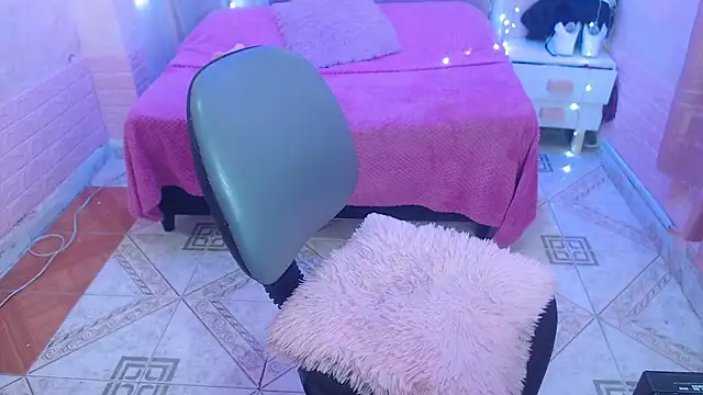 Snapshot of madisson_768 chatting on January 10, 2026, 1:39 pm madisson 768 online show from January 10, 2026, 1:39 pm