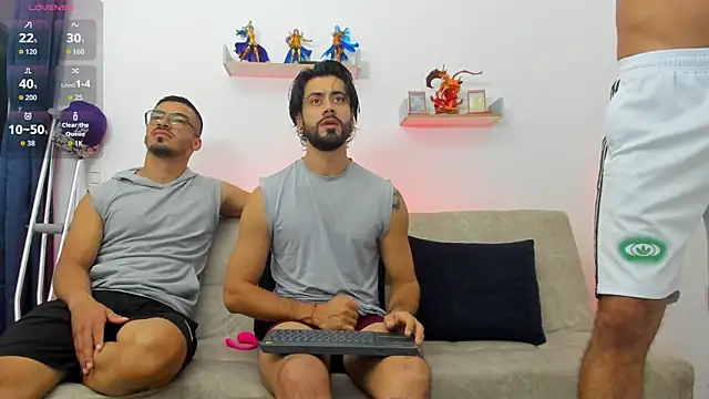 heteros curious online show from July 29, 2026, 11:59 pm