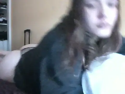 Snapshot of frutillitaaok_ chatting on July 10, 2026, 6:41 pm frutillitaaok online show from July 10, 2026, 6:41 pm
