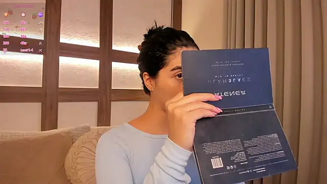 SarhaVega online show from February 12, 2026, 12:16 pm