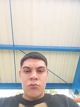 sebastianfelipe online show from February 13, 2026, 5:02 pm