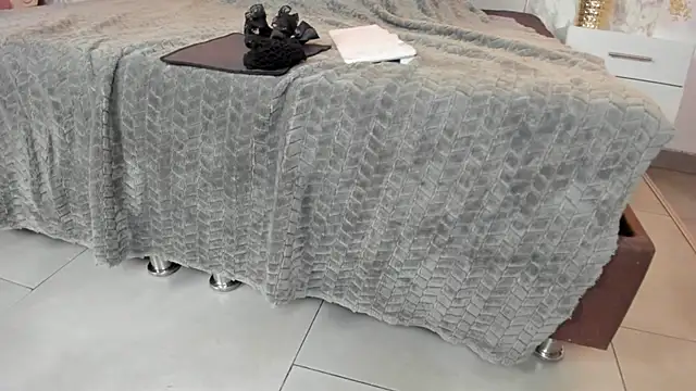 Mysterius Woman online show from February 12, 2026, 1:11 pm