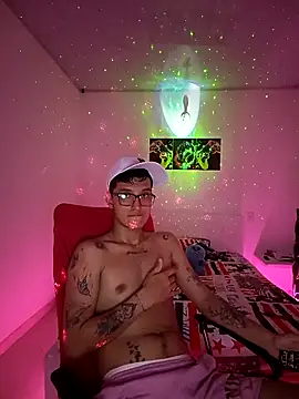 xanderss12  online show from November 22, 2025, 12:10 am