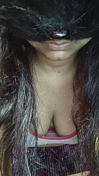 Snapshot of SameeraReddy19 chatting on December 22, 2025, 1:55 pm SameeraReddy19 online show from December 22, 2025, 1:55 pm