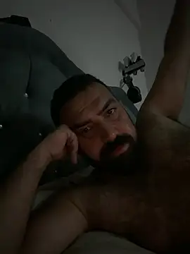 Snapshot of Ali2413 chatting on July 11, 2026, 10:32 pm Ali2413 online show from July 11, 2026, 10:32 pm