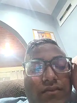 lovedbo online show from November 23, 2025, 4:28 pm