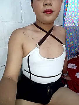 Emily Jedet online show from April 5, 2026, 6:14 pm