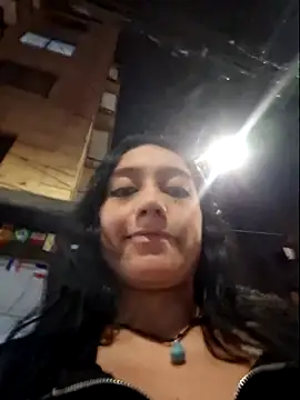 Eveeelyn25 online show from July 2, 2026, 2:56 am