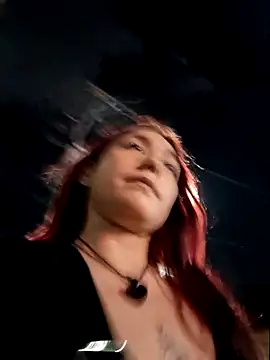 Snapshot of Eveeelyn25 chatting on March 1, 2026, 1:16 am Eveeelyn25 online show from March 1, 2026, 1:16 am