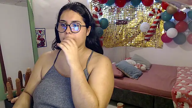 suckdreams19 online show from December 19, 2025, 2:04 am