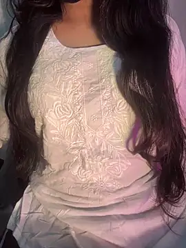 Snapshot of miss-Riya-00100 chatting on February 20, 2026, 6:32 pm miss-Riya-00100 online show from February 20, 2026, 6:32 pm