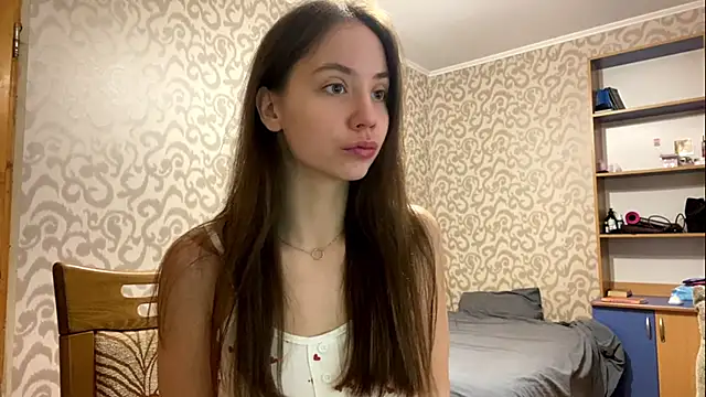 ChandaApplin online show from December 18, 2025, 9:25 am