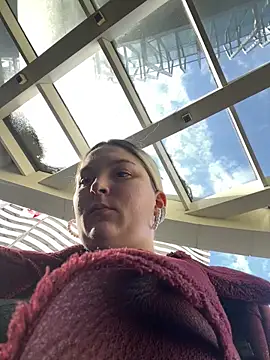 KateBurlesk online show from February 7, 2026, 8:11 am