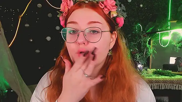 Snapshot of StaceyJensen chatting on February 4, 2026, 9:15 am StaceyJensen online show from February 4, 2026, 9:15 am