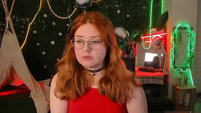 Snapshot of StaceyJensen chatting on February 25, 2026, 2:17 pm StaceyJensen online show from February 25, 2026, 2:17 pm