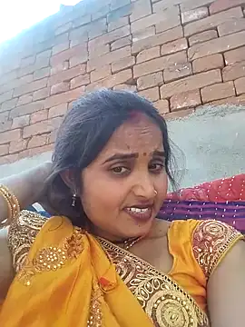 Pooja hote online show from December 4, 2025, 4:44 am