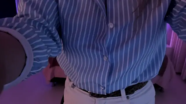 Snapshot of Violeta_Hotter chatting on January 15, 2026, 11:02 am Violeta Hotter online show from January 15, 2026, 11:02 am