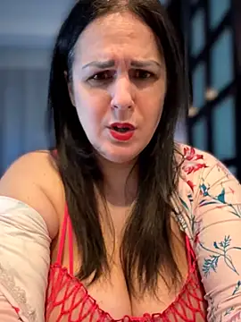 Snapshot of Mary_kansas_bbw chatting on February 2, 2026, 7:13 pm Mary kansas bbw online show from February 2, 2026, 7:13 pm