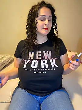 Snapshot of Mary_kansas_bbw chatting on February 27, 2026, 7:14 pm Mary kansas bbw online show from February 27, 2026, 7:14 pm