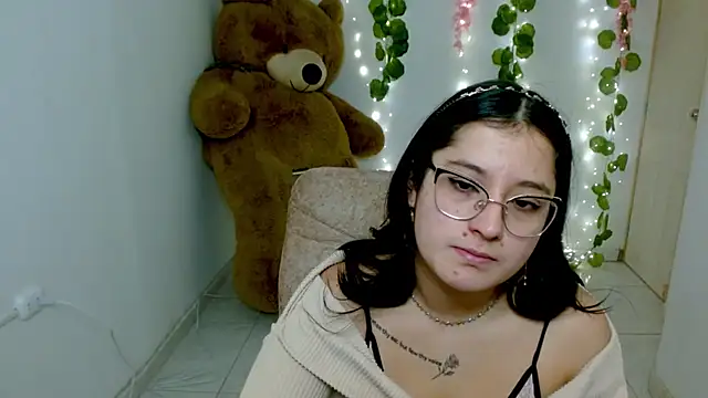 jasmine1609 online show from November 26, 2025, 2:39 pm