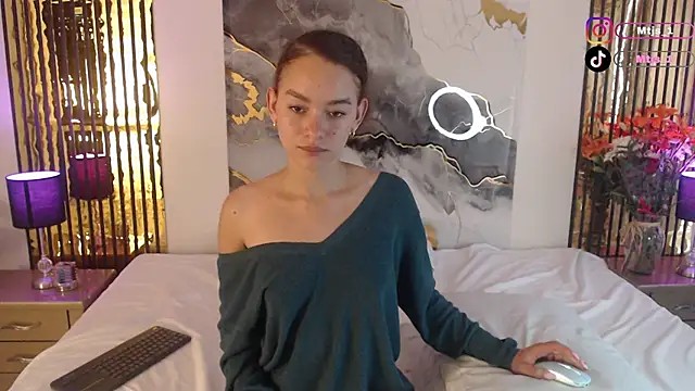 MiticaBrennet  online show from March 7, 2026, 3:39 pm