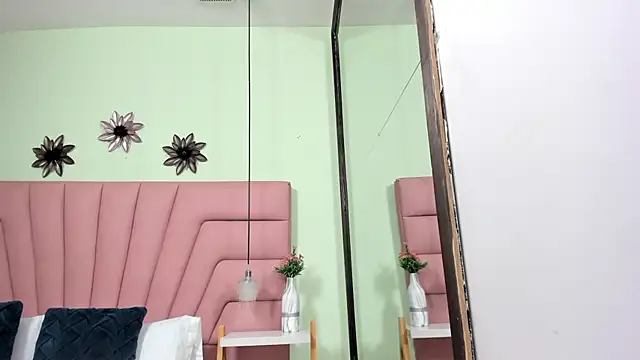 Ambar85 online show from March 2, 2026, 11:06 am