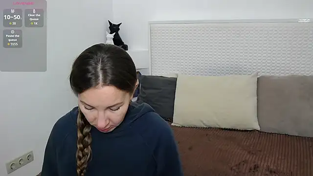 Brandy Gem online show from December 2, 2025, 7:32 am