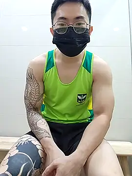 Valerious180 online show from November 25, 2025, 5:24 pm