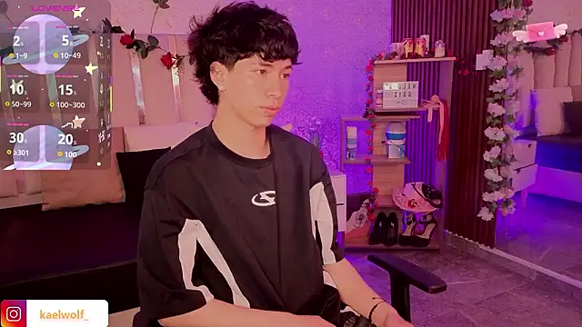 kaelwolf tay online show from March 3, 2026, 7:21 pm