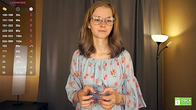 ToyaPletz online show from December 17, 2025, 6:57 pm