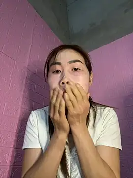 Snapshot of meganmeo chatting on February 1, 2026, 1:59 am meganmeo online show from February 1, 2026, 1:59 am