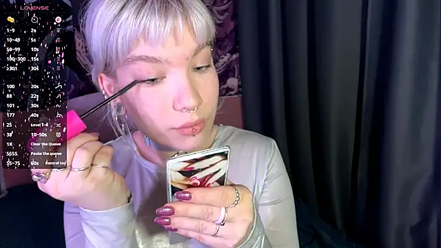 LolaDollyMur online show from November 29, 2025, 8:09 pm