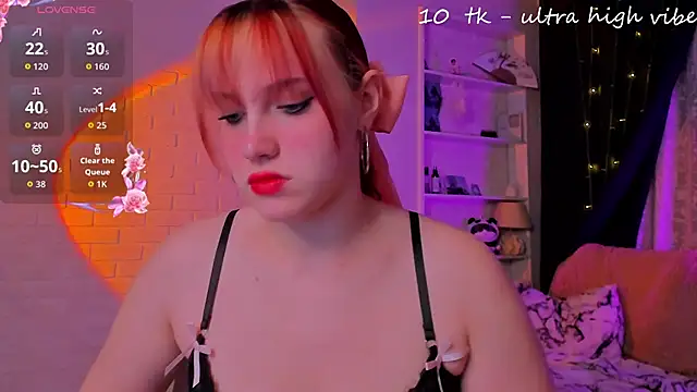 SweetieMarry online show from December 19, 2025, 6:43 pm