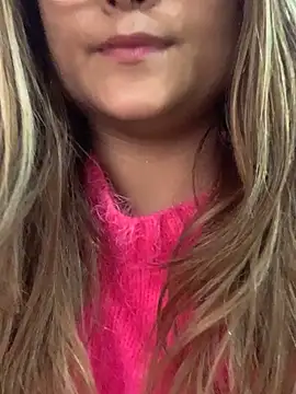 Snapshot of hotladki5 chatting on December 19, 2025, 10:39 am hotladki5 online show from December 19, 2025, 10:39 am