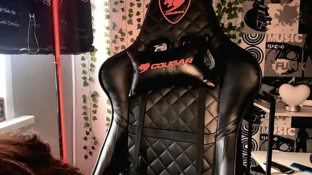 Snapshot of helgicuteness chatting on February 8, 2026, 12:14 pm helgicuteness online show from February 8, 2026, 12:14 pm