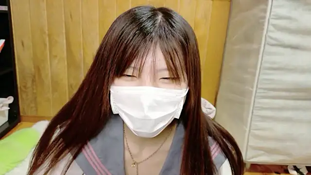  NATSUMI online show from December 3, 2025, 1:10 pm