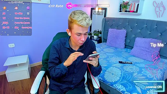 Juaan Diick online show from December 3, 2025, 2:16 pm