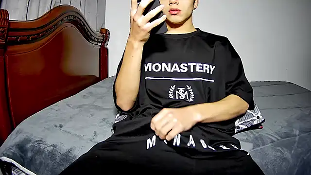 HouseOfHeat online show from February 23, 2026, 4:40 pm