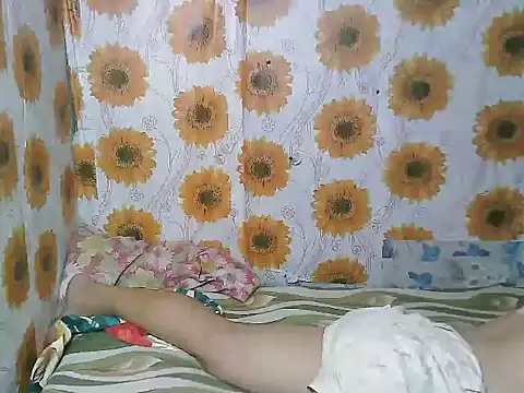 Snapshot of Smilinglovely chatting on February 21, 2026, 6:15 am Smilinglovely online show from February 21, 2026, 6:15 am