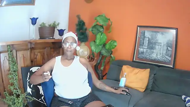 Snapshot of SexyCurves9 chatting on December 17, 2025, 8:25 pm SexyCurves9 online show from December 17, 2025, 8:25 pm