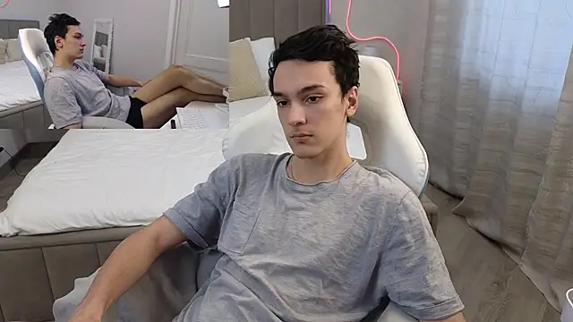 MoonlinSkinn online show from January 17, 2026, 8:07 am