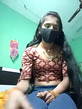 Snapshot of Uma_sain chatting on January 8, 2026, 2:01 pm Uma sain online show from January 8, 2026, 2:01 pm