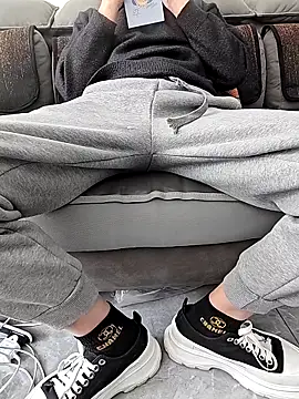 micai fengbei online show from April 3, 2026, 5:25 am