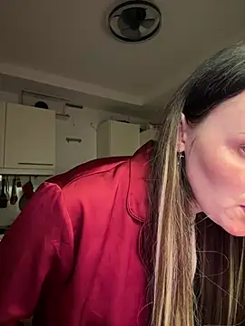 TomilaSi online show from March 25, 2026, 11:14 pm