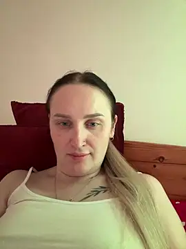 TomilaSi online show from February 9, 2026, 11:47 pm