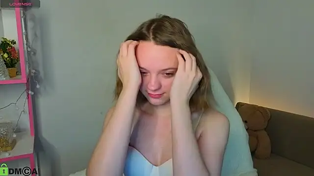 Olivia Riesz online show from February 11, 2026, 1:16 am