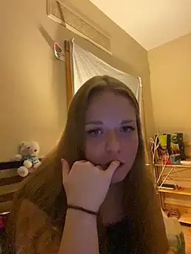 Snapshot of SmirkFans chatting on February 19, 2026, 3:14 am SmirkFans online show from February 19, 2026, 3:14 am